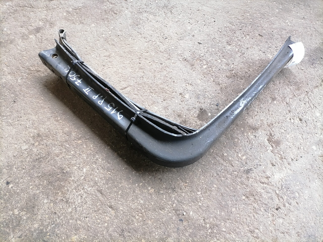 Scania Kütusepaagi kandur, Scania 1887755 - Топливный бак для Грузовиков: фото 3 Scania Kütusepaagi kandur, Scania 1887755 - Топливный бак для Грузовиков: фото 3