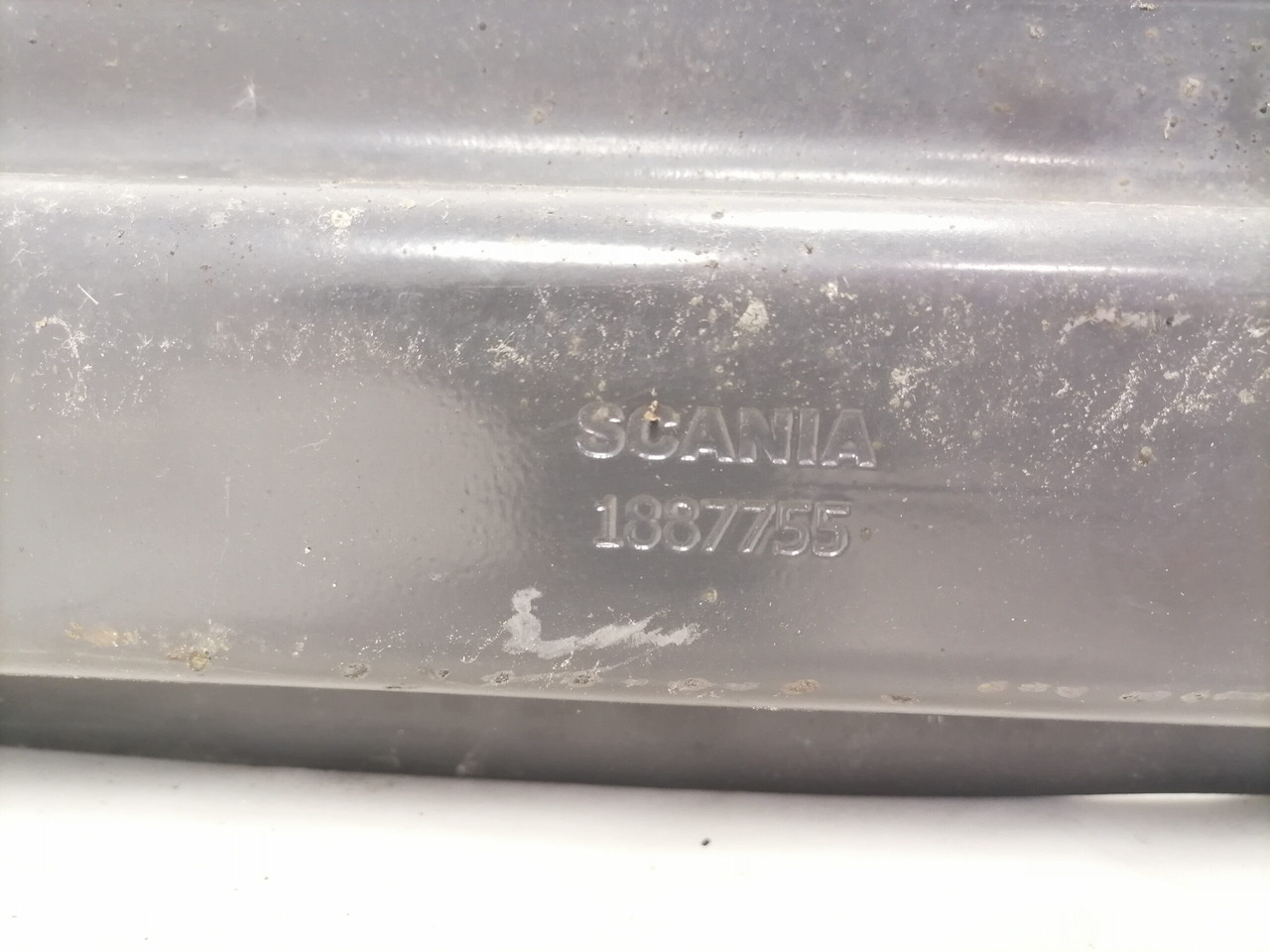 Scania Kütusepaagi kandur, Scania 1887755 - Топливный бак для Грузовиков: фото 3 Scania Kütusepaagi kandur, Scania 1887755 - Топливный бак для Грузовиков: фото 3