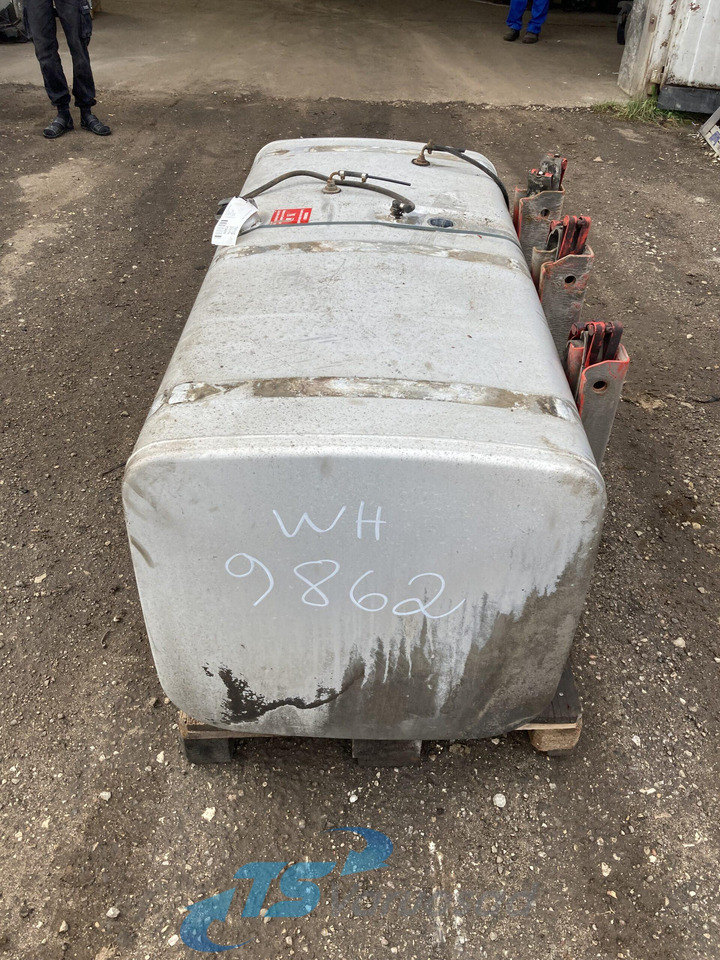 Scania Kütusepaak 600L 1517308 - Топливный бак для Грузовиков: фото 4 Scania Kütusepaak 600L 1517308 - Топливный бак для Грузовиков: фото 4