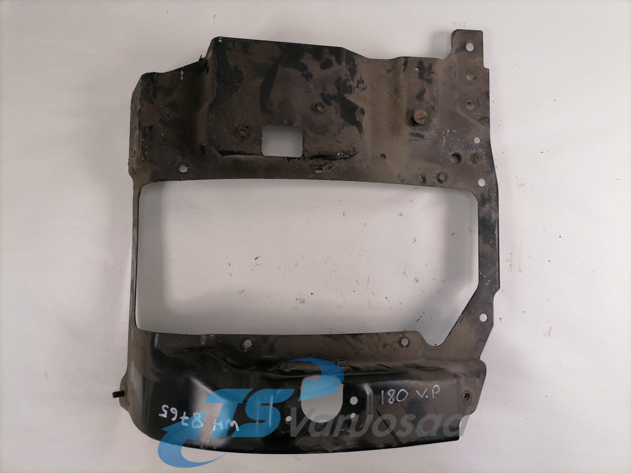 Scania Light bracket 1853354 - Свет/ Освещение для Грузовиков: фото 2 Scania Light bracket 1853354 - Свет/ Освещение для Грузовиков: фото 2