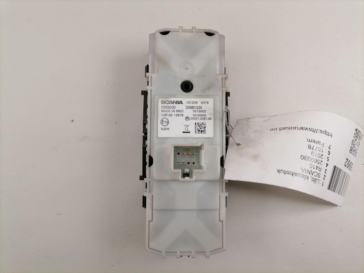 Scania Lüliti, klaasitõstuk 2569030 - Кабина для Грузовиков: фото 4 Scania Lüliti, klaasitõstuk 2569030 - Кабина для Грузовиков: фото 4