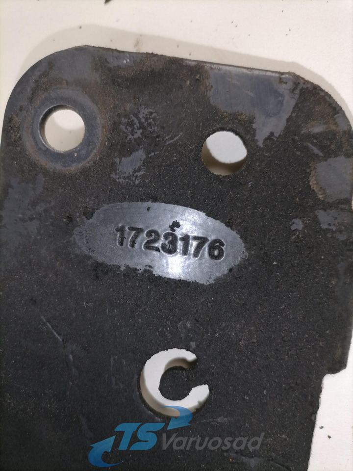 Scania Mudguard bracket 1723176 - Универсальная запчасть для Грузовиков: фото 2 Scania Mudguard bracket 1723176 - Универсальная запчасть для Грузовиков: фото 2