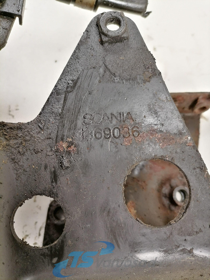 Scania Roolisüsteemi õlimahuti kandur 1369036 - Шланг рулевого управления для Грузовиков: фото 3 Scania Roolisüsteemi õlimahuti kandur 1369036 - Шланг рулевого управления для Грузовиков: фото 3