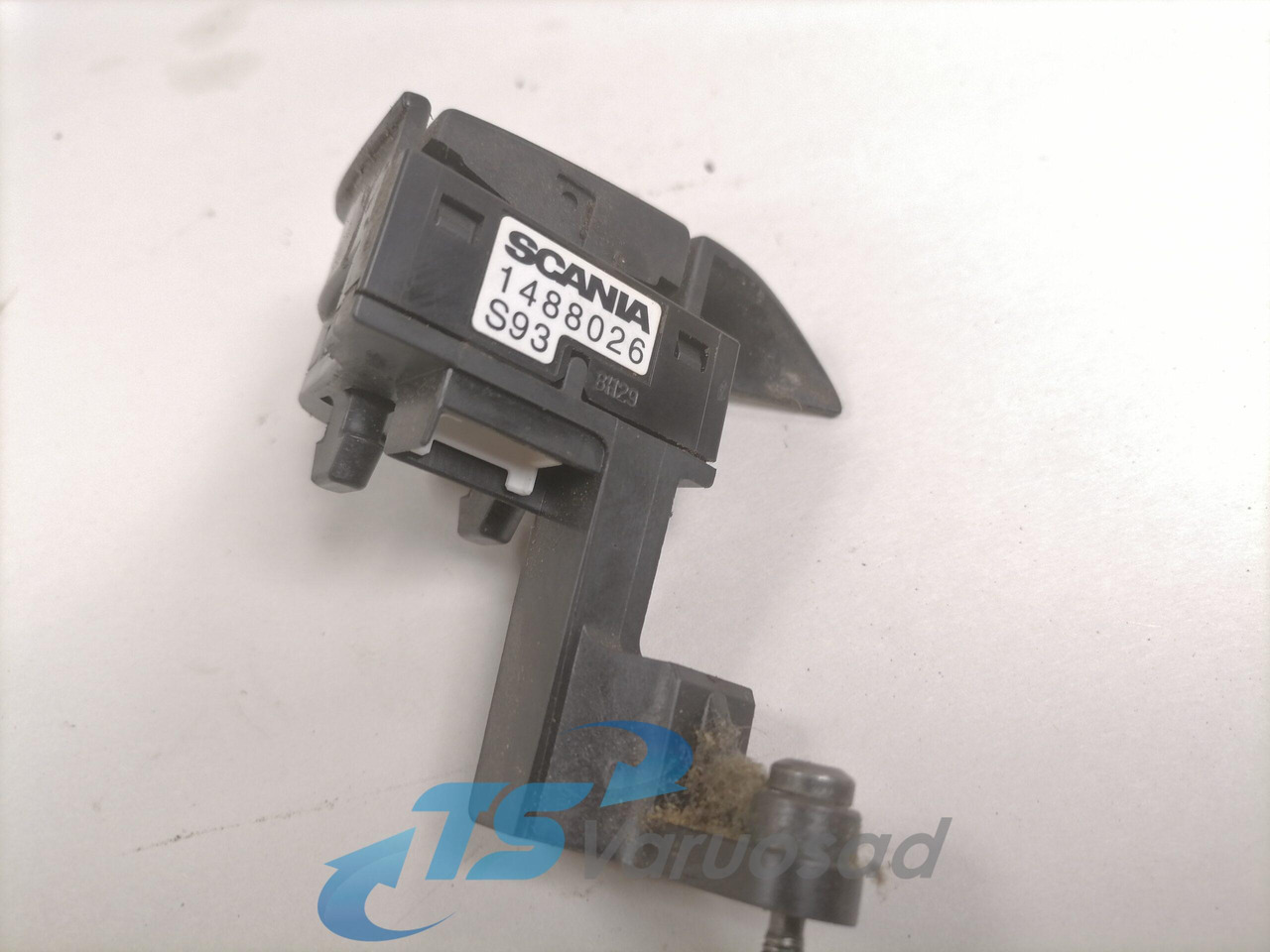 Scania Switch, steering wheel 1488026 - Рулевое управление для Грузовиков: фото 2 Scania Switch, steering wheel 1488026 - Рулевое управление для Грузовиков: фото 2
