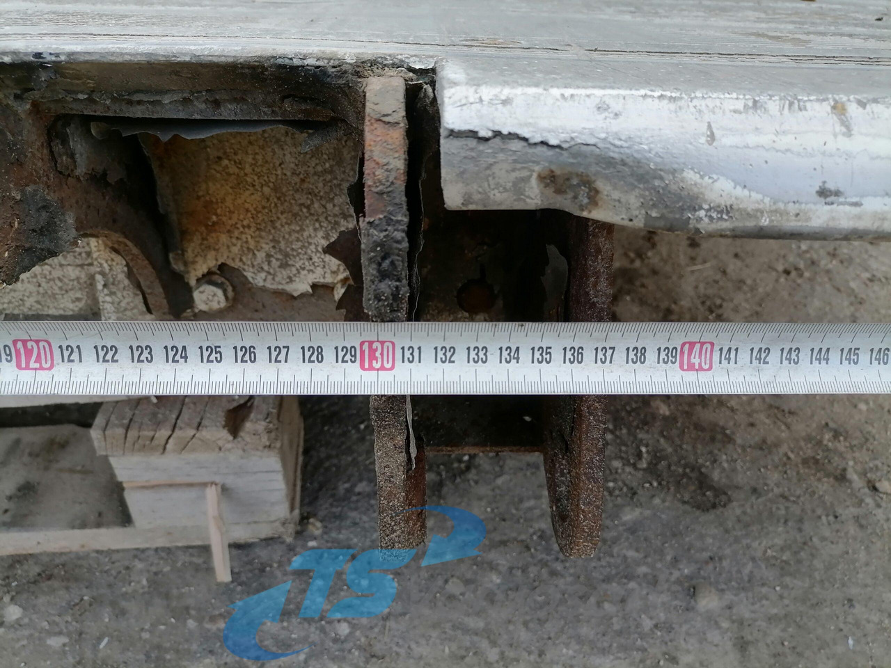 Универсальная запчасть для Грузовиков Scania Tagaluuktõstuki plaat, ZEPRO -: фото 10 Универсальная запчасть для Грузовиков Scania Tagaluuktõstuki plaat, ZEPRO -: фото 10