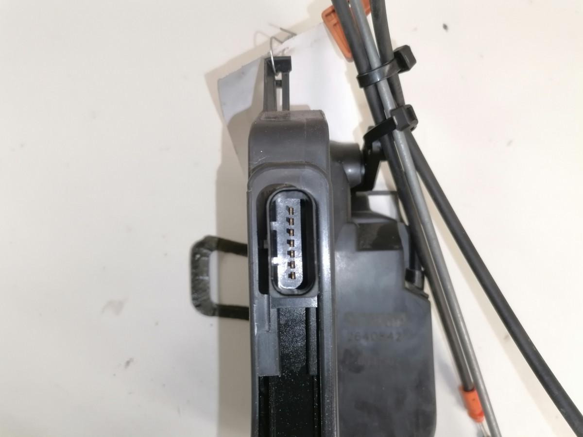 Scania Ukselukk, vasak 2640842 - Дверь и запчасти для Грузовиков: фото 5 Scania Ukselukk, vasak 2640842 - Дверь и запчасти для Грузовиков: фото 5