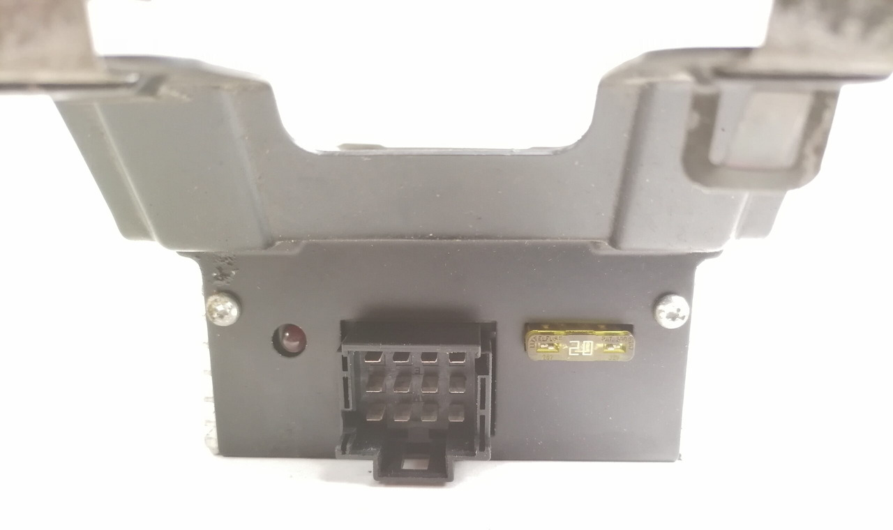 Scania Voltage converter 1449522 - Электрическая система для Грузовиков: фото 3 Scania Voltage converter 1449522 - Электрическая система для Грузовиков: фото 3