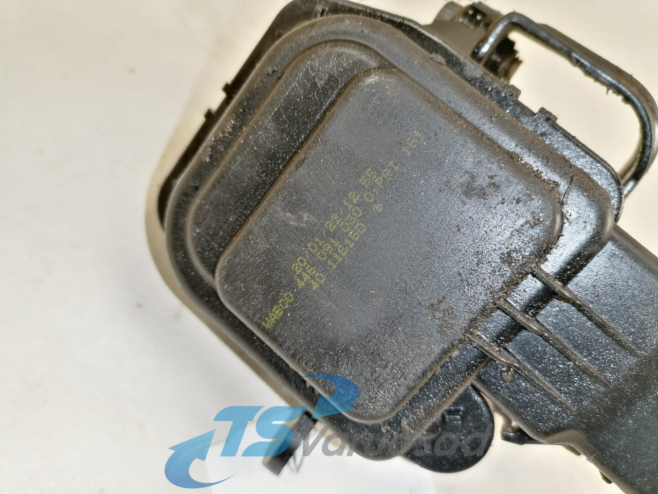 Scania Water valve 4460910300 - Отопление/ Вентиляция для Грузовиков: фото 2 Scania Water valve 4460910300 - Отопление/ Вентиляция для Грузовиков: фото 2