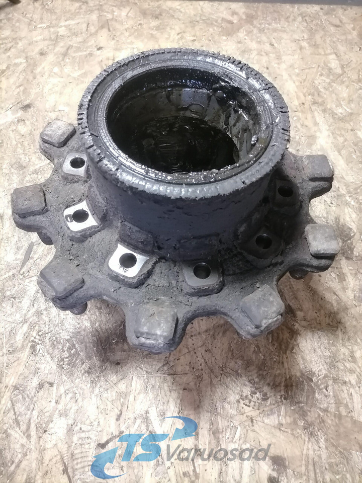 Scania Wheel hub 1724790 - Универсальная запчасть для Грузовиков: фото 3 Scania Wheel hub 1724790 - Универсальная запчасть для Грузовиков: фото 3