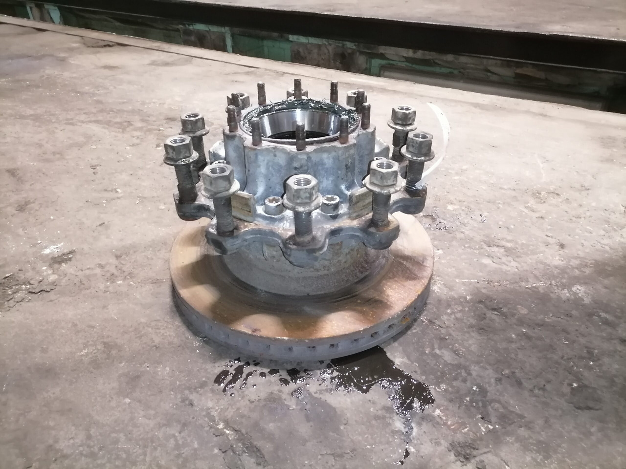 Scania Wheel hub 2290542 - Ступица для Грузовиков: фото 1 Scania Wheel hub 2290542 - Ступица для Грузовиков: фото 1