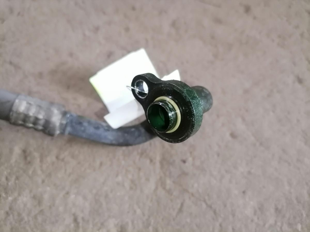 Volvo A/C pipe 82401758 - Отопление/ Вентиляция для Грузовиков: фото 3 Volvo A/C pipe 82401758 - Отопление/ Вентиляция для Грузовиков: фото 3