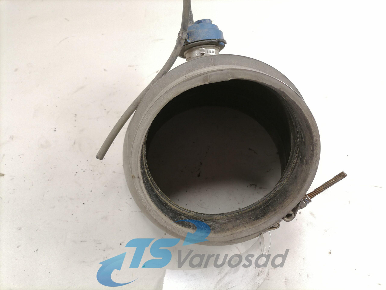 Volvo Air intake 21115482 - Система впуска для Грузовиков: фото 3 Volvo Air intake 21115482 - Система впуска для Грузовиков: фото 3