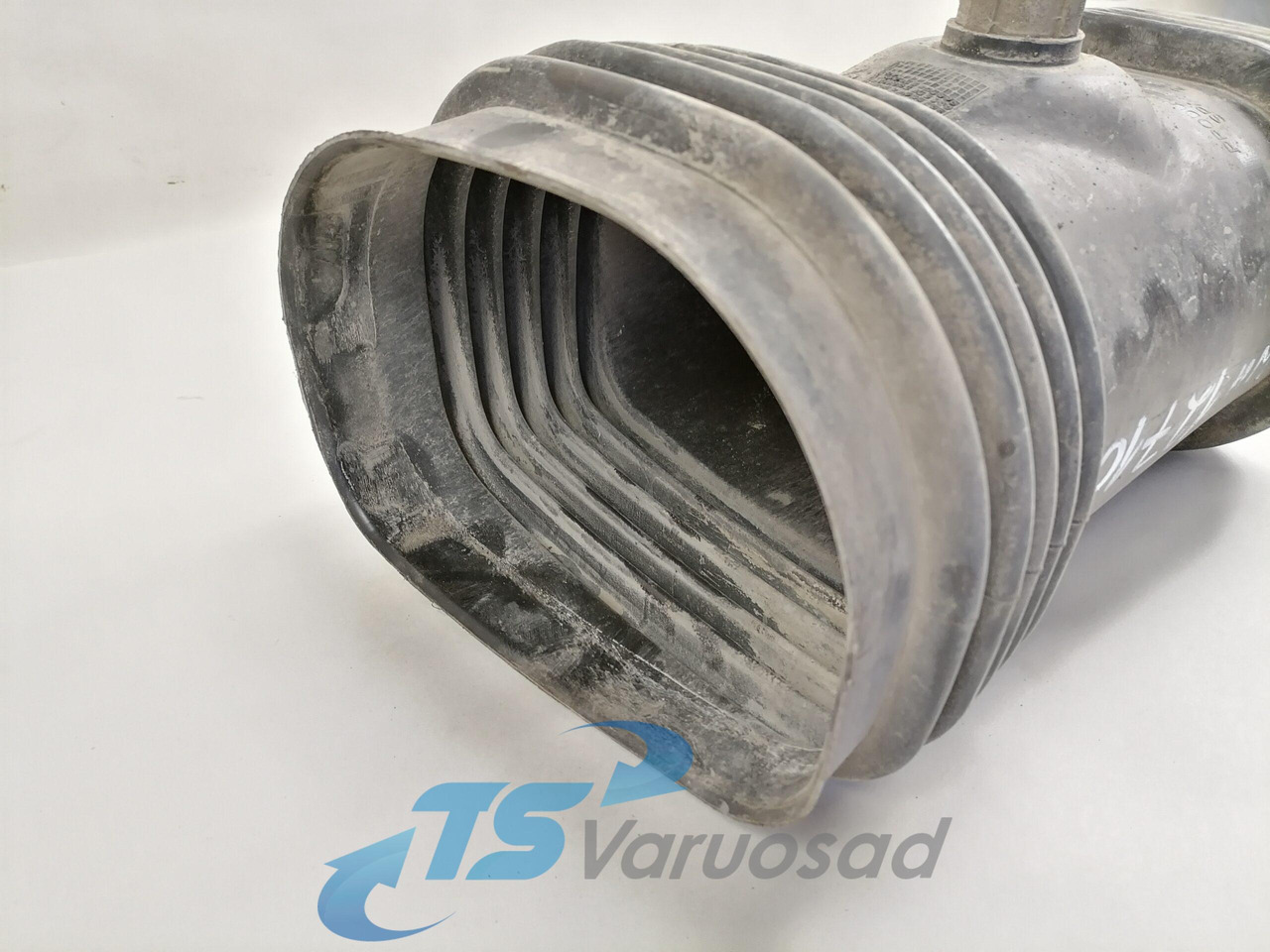 Volvo Air intake 21116214 - Система впуска для Грузовиков: фото 3 Volvo Air intake 21116214 - Система впуска для Грузовиков: фото 3