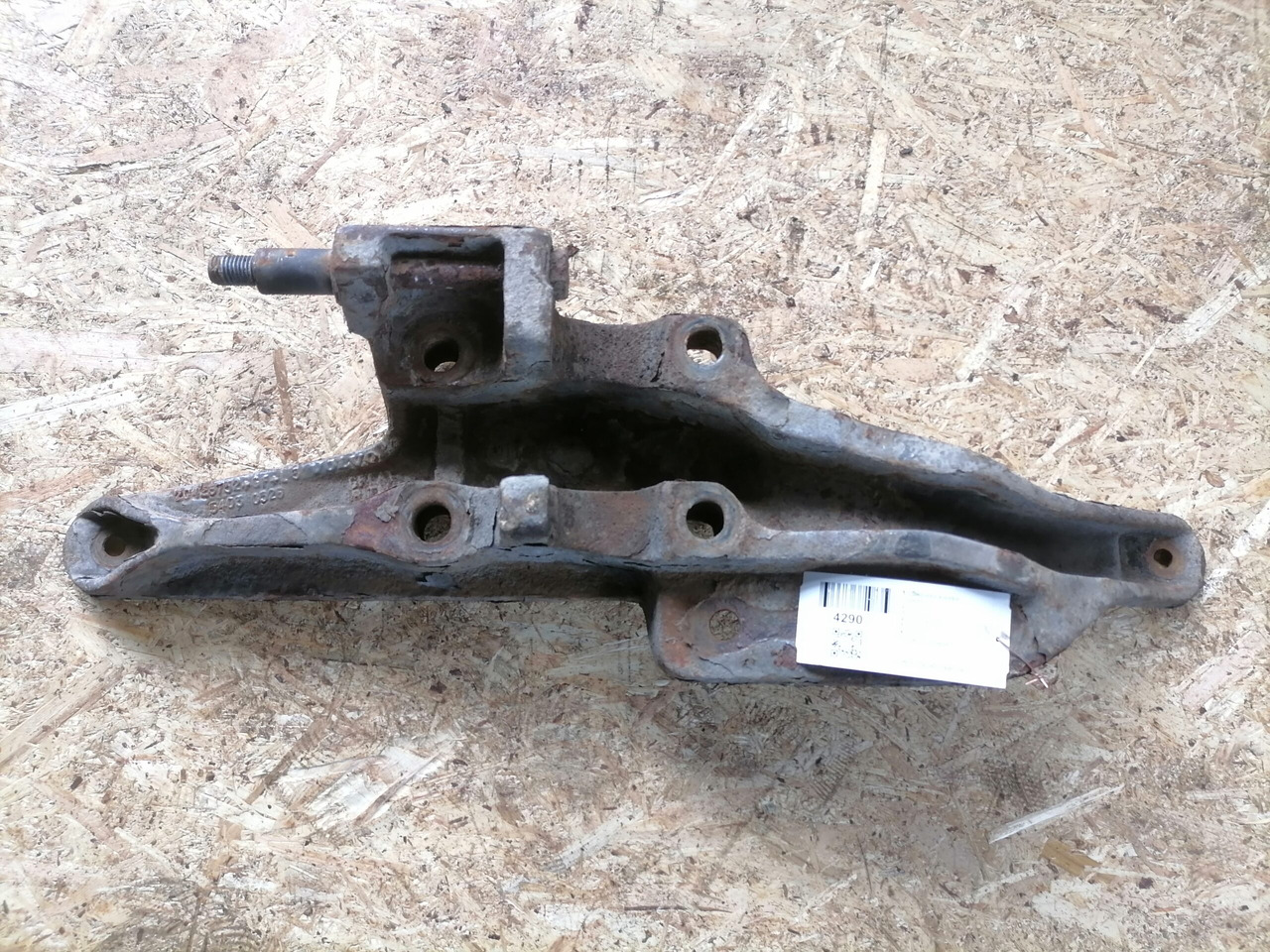 Volvo Air suspension bracket 20428752 - Ось и запчасти для Грузовиков: фото 1 Volvo Air suspension bracket 20428752 - Ось и запчасти для Грузовиков: фото 1