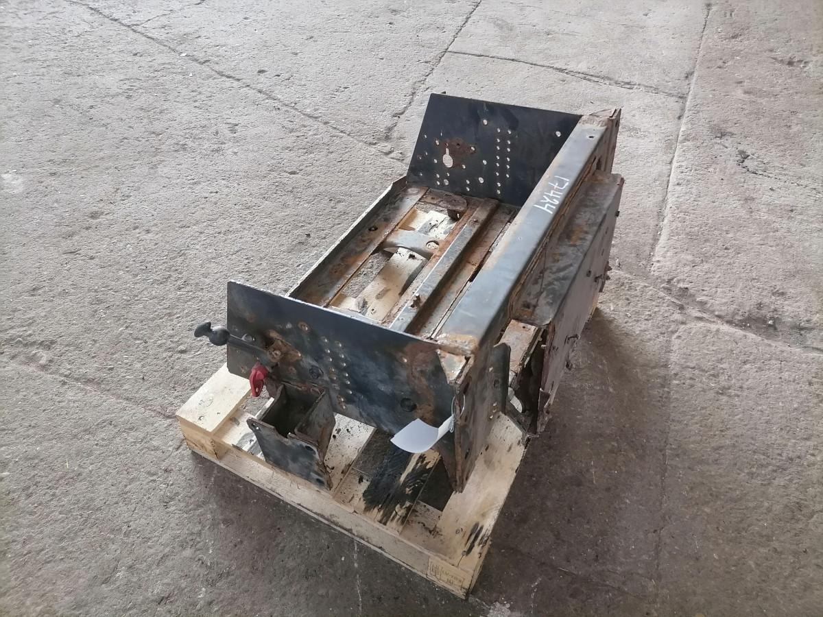 Volvo Battery box 82242298 - Аккумулятор для Грузовиков: фото 5 Volvo Battery box 82242298 - Аккумулятор для Грузовиков: фото 5