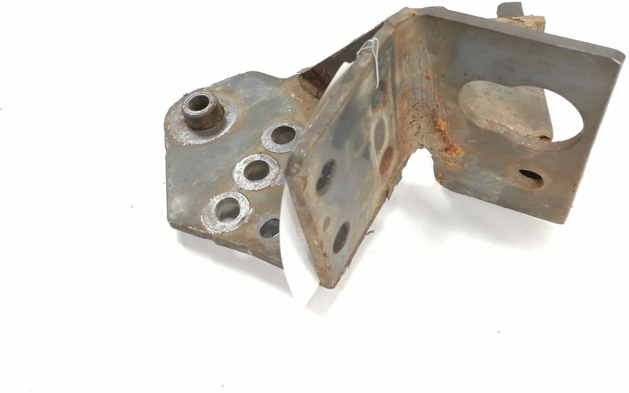 Volvo Bumper bracket 20499243 - Бампер для Грузовиков: фото 3 Volvo Bumper bracket 20499243 - Бампер для Грузовиков: фото 3