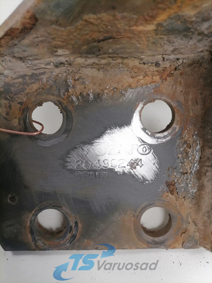 Volvo Bumper bracket 20499244 - Бампер для Грузовиков: фото 2 Volvo Bumper bracket 20499244 - Бампер для Грузовиков: фото 2