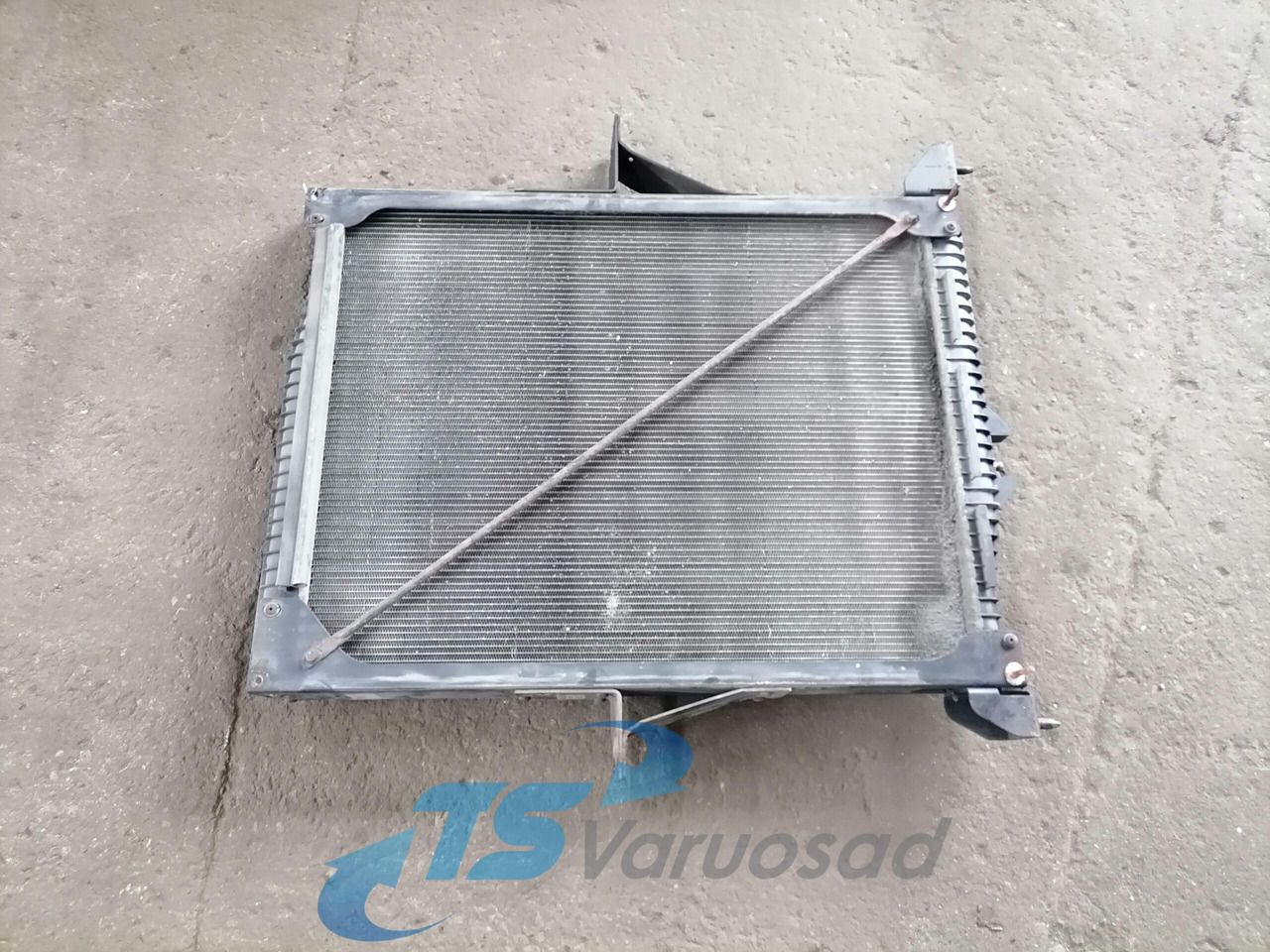 Volvo Cooling radiator 20936055 - Радиатор для Грузовиков: фото 3 Volvo Cooling radiator 20936055 - Радиатор для Грузовиков: фото 3