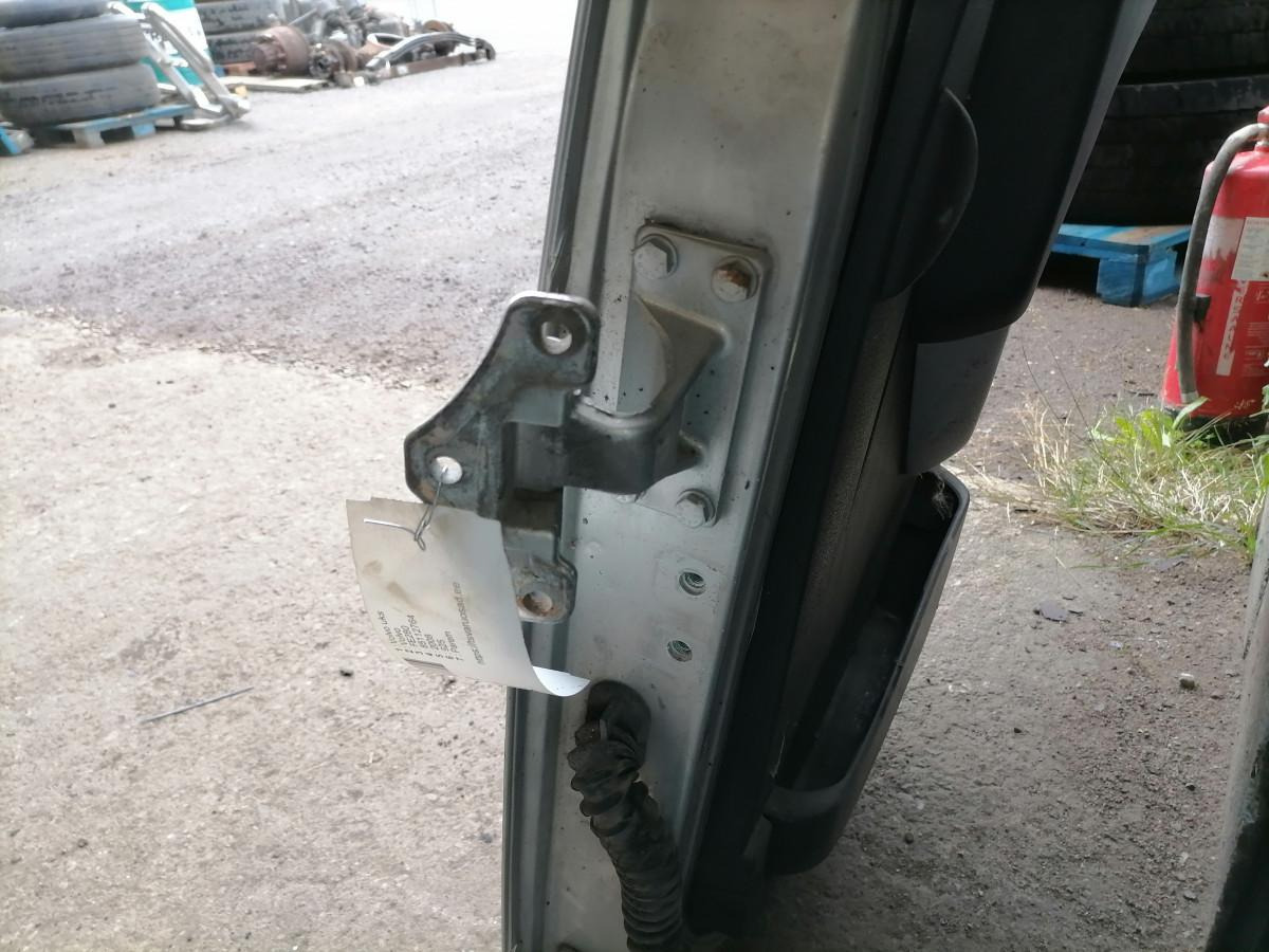 Volvo Door 85112764 - Дверь и запчасти для Грузовиков: фото 4 Volvo Door 85112764 - Дверь и запчасти для Грузовиков: фото 4