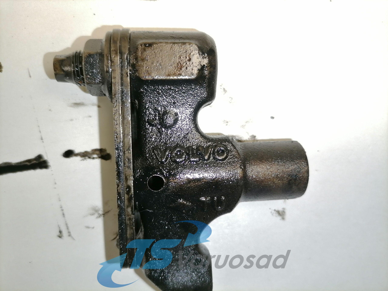 Volvo Klappide sild 1638074 - Универсальная запчасть для Грузовиков: фото 3 Volvo Klappide sild 1638074 - Универсальная запчасть для Грузовиков: фото 3