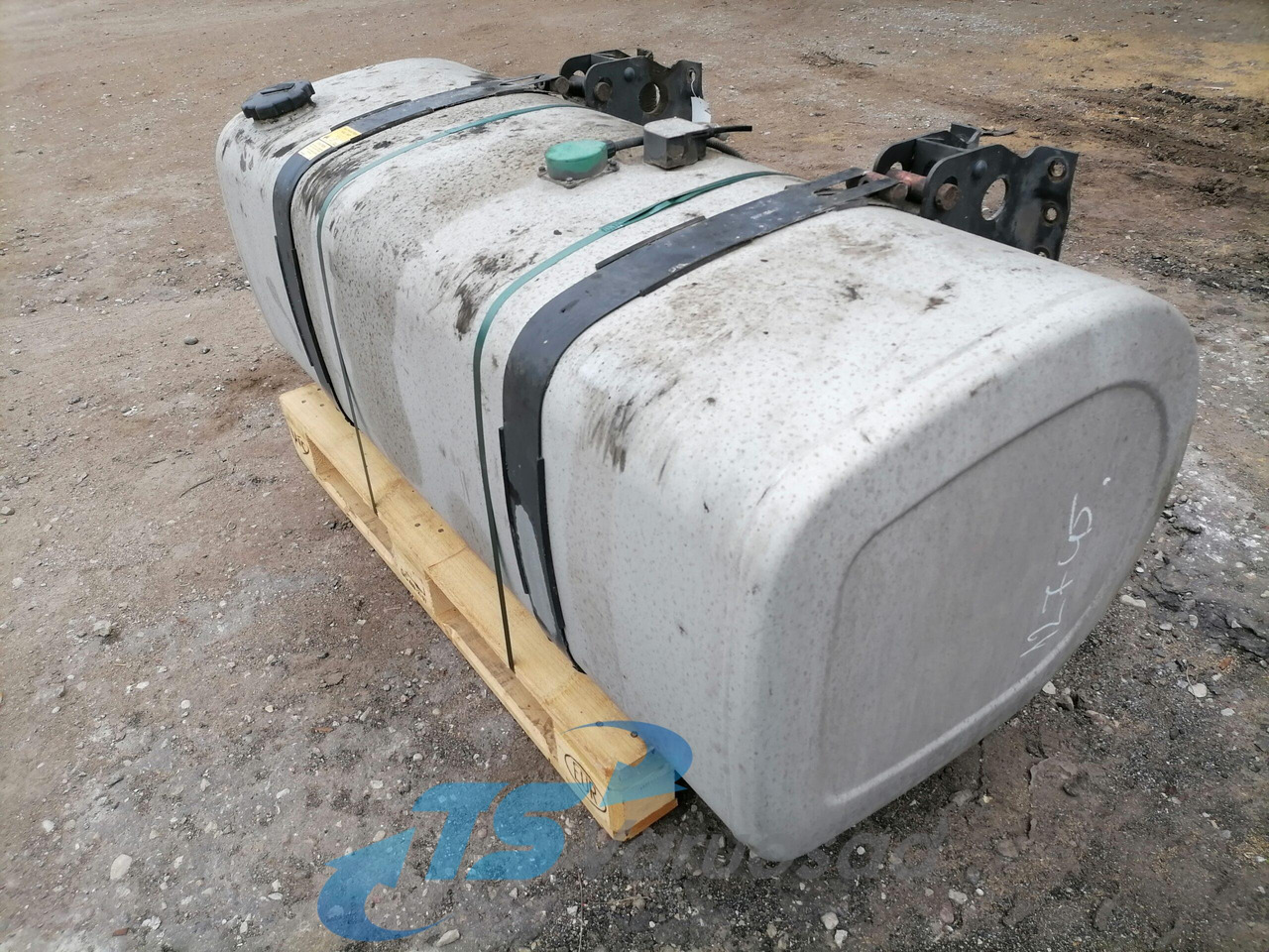 Volvo Kütusepaak 475L 22038784 - Топливный бак для Грузовиков: фото 5 Volvo Kütusepaak 475L 22038784 - Топливный бак для Грузовиков: фото 5