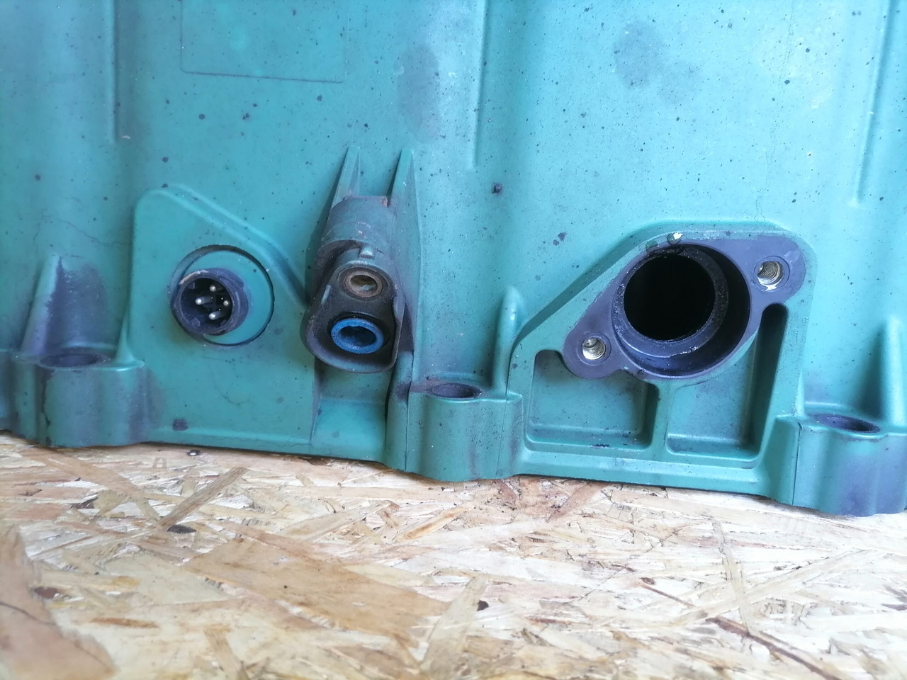 Volvo Oil sump 20493972 - Масляный поддон для Грузовиков: фото 5 Volvo Oil sump 20493972 - Масляный поддон для Грузовиков: фото 5