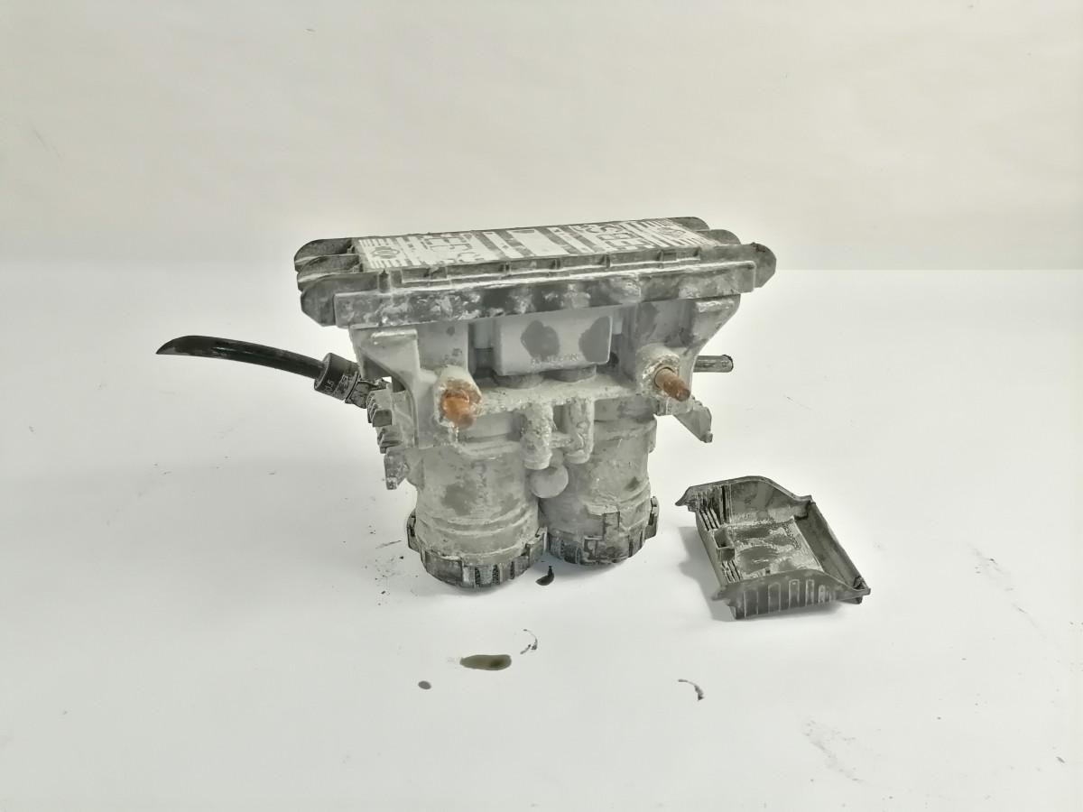 Volvo Rear axel brake pressure control valve 22225552 - Тормозной клапан для Грузовиков: фото 3 Volvo Rear axel brake pressure control valve 22225552 - Тормозной клапан для Грузовиков: фото 3