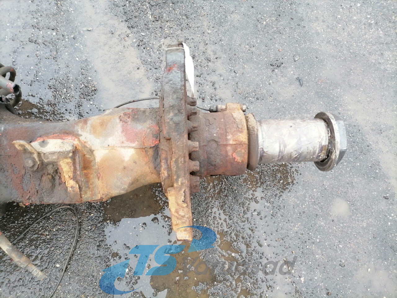 Volvo Rear axel housing 3192132 - Ось и запчасти для Грузовиков: фото 3 Volvo Rear axel housing 3192132 - Ось и запчасти для Грузовиков: фото 3