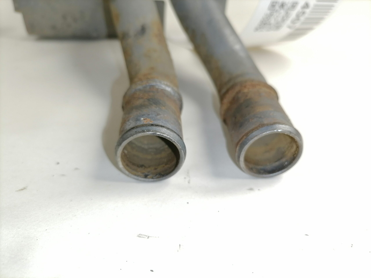 Volvo Salongisoojendus torud 20382660 - Отопление/ Вентиляция для Грузовиков: фото 2 Volvo Salongisoojendus torud 20382660 - Отопление/ Вентиляция для Грузовиков: фото 2