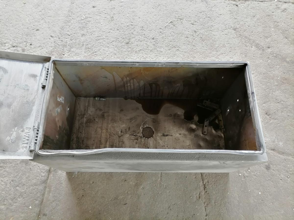 Volvo Tool box - Универсальная запчасть для Грузовиков: фото 3 Volvo Tool box - Универсальная запчасть для Грузовиков: фото 3