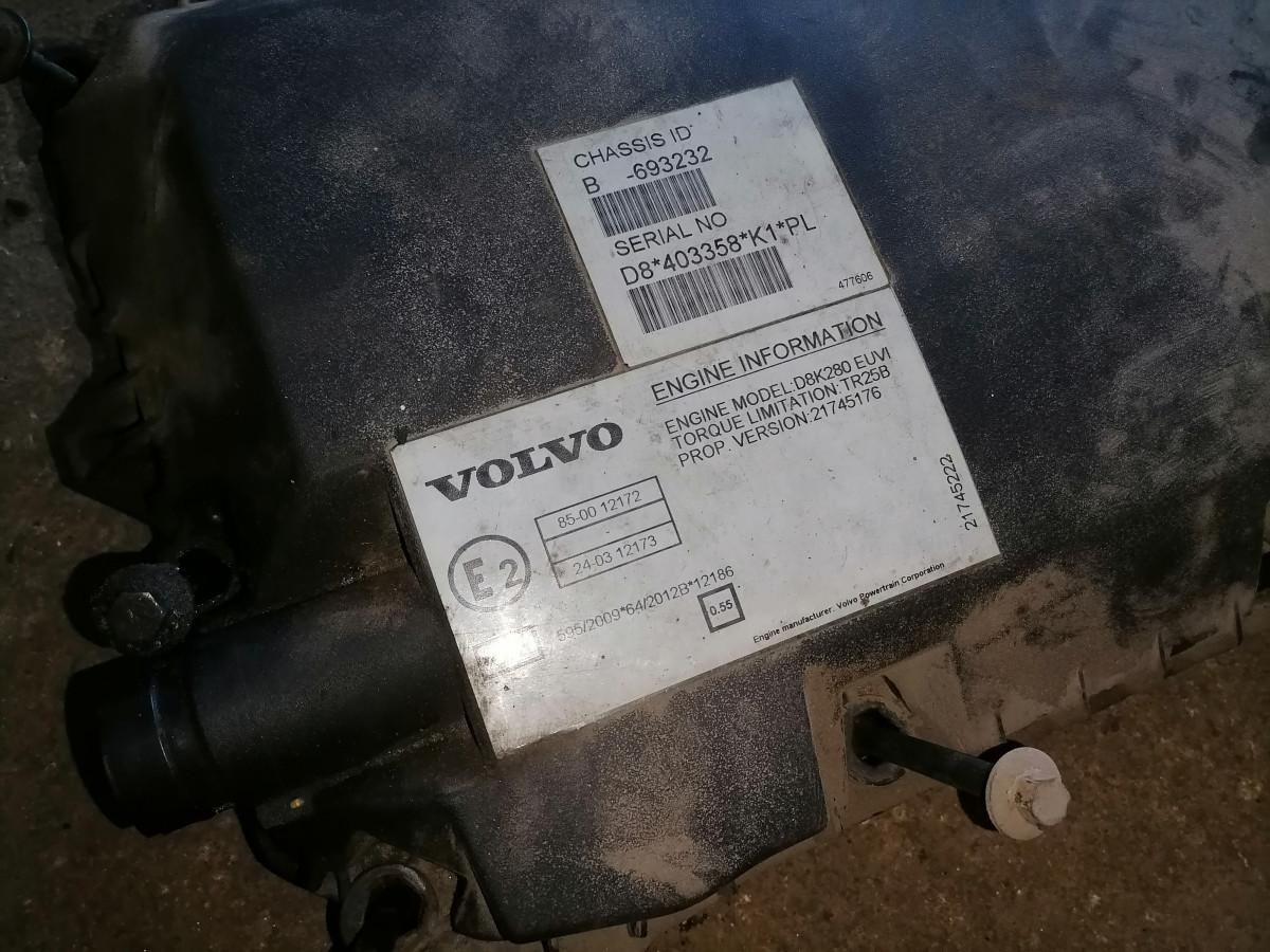 Volvo Valve cover 21717720 - Головка блока для Грузовиков: фото 5 Volvo Valve cover 21717720 - Головка блока для Грузовиков: фото 5