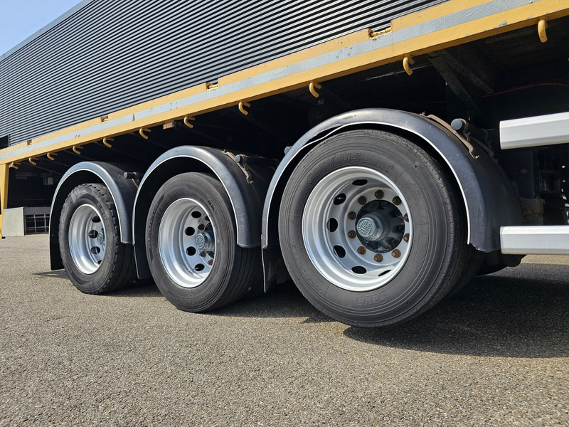 Floor FLUO-18-27F1 / LIFT AXLE / EXTENDABLE - Полуприцеп бортовой/ Платформа: фото 5 Floor FLUO-18-27F1 / LIFT AXLE / EXTENDABLE - Полуприцеп бортовой/ Платформа: фото 5