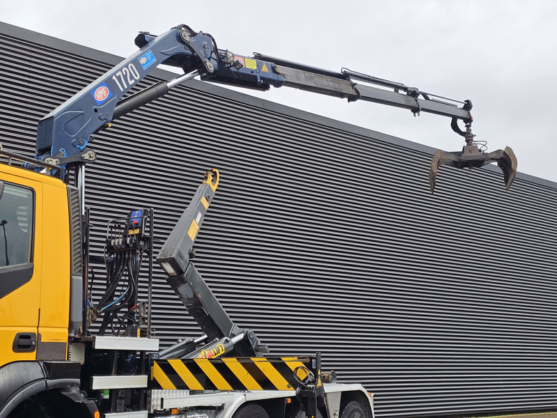 Iveco TRAKKER 380 8X6 / EURO 6 / CRANE + HOOKLIFT - Крюковой мультилифт, Автоманипулятор: фото 2 Iveco TRAKKER 380 8X6 / EURO 6 / CRANE + HOOKLIFT - Крюковой мультилифт, Автоманипулятор: фото 2