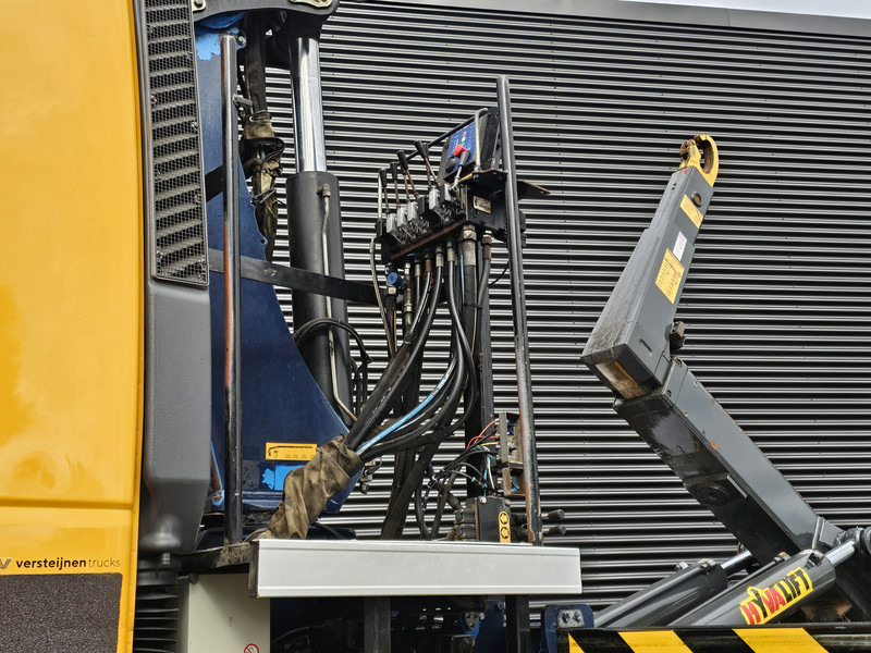 Iveco TRAKKER 380 8X6 / EURO 6 / CRANE + HOOKLIFT - Крюковой мультилифт, Автоманипулятор: фото 5 Iveco TRAKKER 380 8X6 / EURO 6 / CRANE + HOOKLIFT - Крюковой мультилифт, Автоманипулятор: фото 5