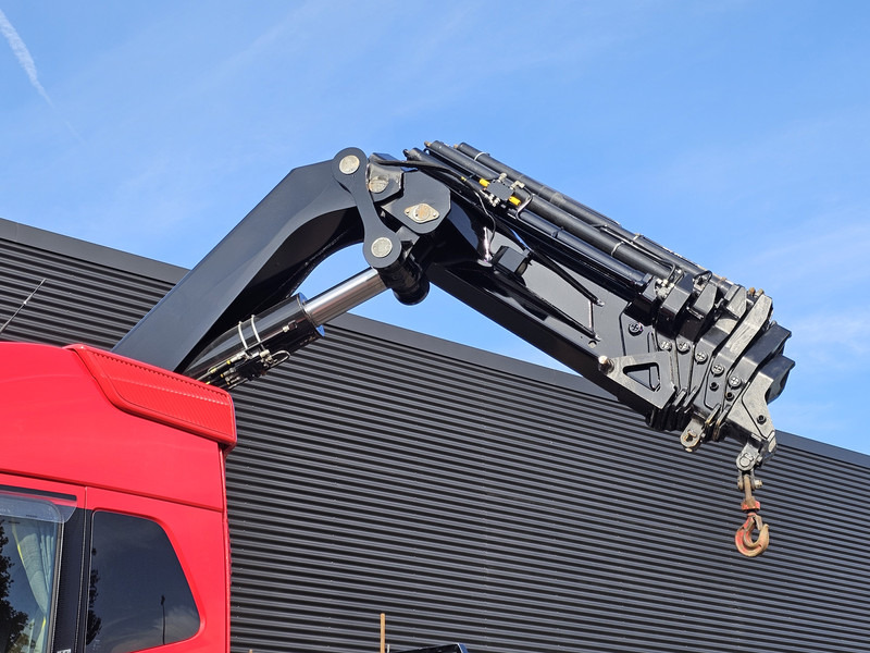 Volvo FH 16.650 8x4 / HIAB 105 t/m CRANE / KRAN - Грузовик бортовой/ Платформа, Автоманипулятор: фото 4 Volvo FH 16.650 8x4 / HIAB 105 t/m CRANE / KRAN - Грузовик бортовой/ Платформа, Автоманипулятор: фото 4