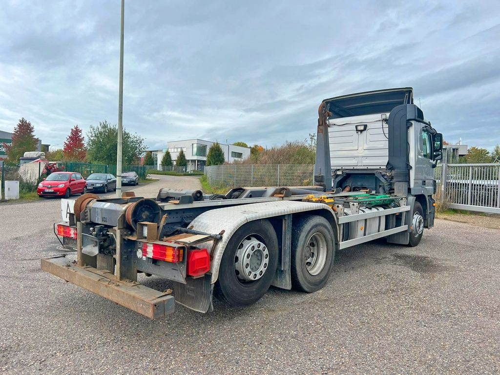 Mercedes-Benz 2544 6X2 VDL Abroller Klima & Retarder Mercedes-Benz 2544 6X2 VDL Abroller Klima & Retarder - Крюковой мультилифт: фото 4 Mercedes-Benz 2544 6X2 VDL Abroller Klima & Retarder Mercedes-Benz 2544 6X2 VDL Abroller Klima & Retarder - Крюковой мультилифт: фото 4