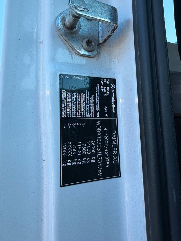 Mercedes-Benz 2546 6X2 Klima Meiller RK 20.65 - Крюковой мультилифт: фото 3 Mercedes-Benz 2546 6X2 Klima Meiller RK 20.65 - Крюковой мультилифт: фото 3