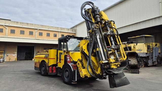 Atlas Copco Simba MC4 ITH - Буровая машина: фото 4 Atlas Copco Simba MC4 ITH - Буровая машина: фото 4