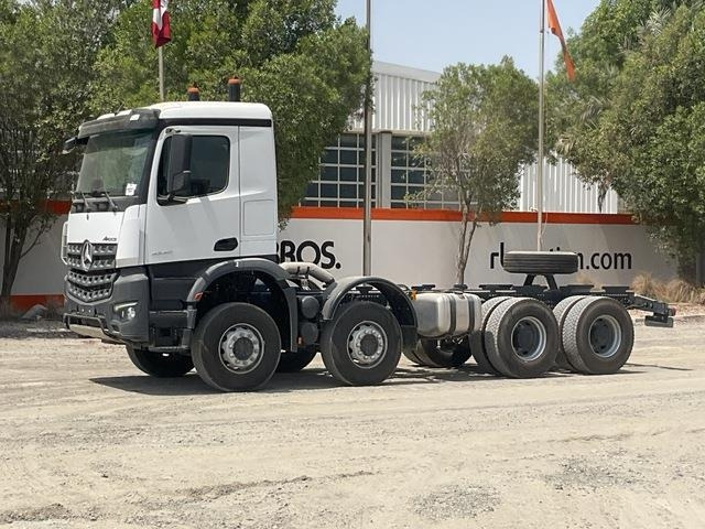 Mercedes-Benz Arocs 4240 - Грузовик-шасси: фото 1 Mercedes-Benz Arocs 4240 - Грузовик-шасси: фото 1