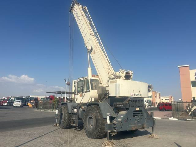 Terex RT555 - Короткобазный кран: фото 2 Terex RT555 - Короткобазный кран: фото 2