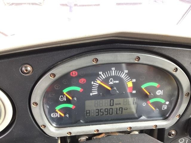 Карьерный самосвал CAT 777F: фото 24