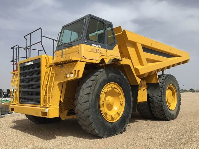 Komatsu HD785-5 - Карьерный самосвал: фото 1 Komatsu HD785-5 - Карьерный самосвал: фото 1
