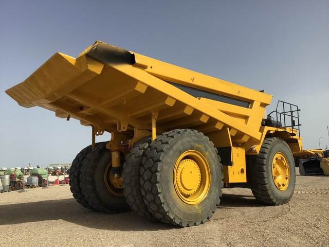Komatsu HD785-5 - Карьерный самосвал: фото 3 Komatsu HD785-5 - Карьерный самосвал: фото 3