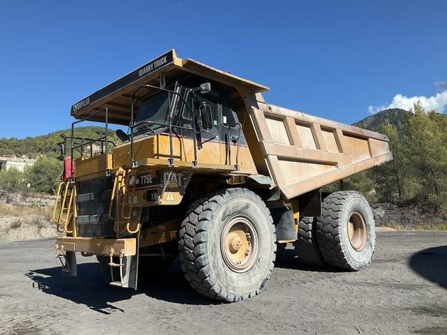 CAT 775E - Карьерный самосвал: фото 1 CAT 775E - Карьерный самосвал: фото 1