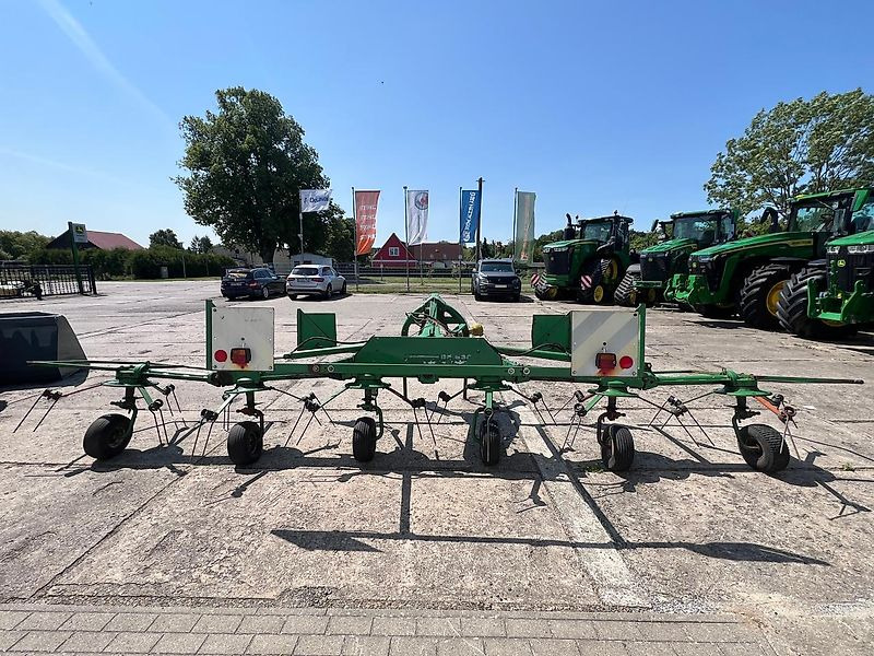 Kuhn GF 630 1MH - John Deere - Сеноворошилка: фото 5 Kuhn GF 630 1MH - John Deere - Сеноворошилка: фото 5