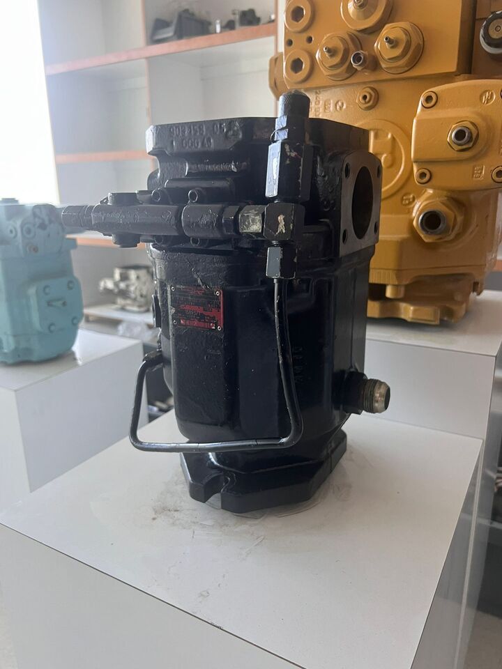 BRUENINGHAUS A10VO100FHD / 31R - Гидравлический насос для Строительной техники: фото 1 BRUENINGHAUS A10VO100FHD / 31R - Гидравлический насос для Строительной техники: фото 1