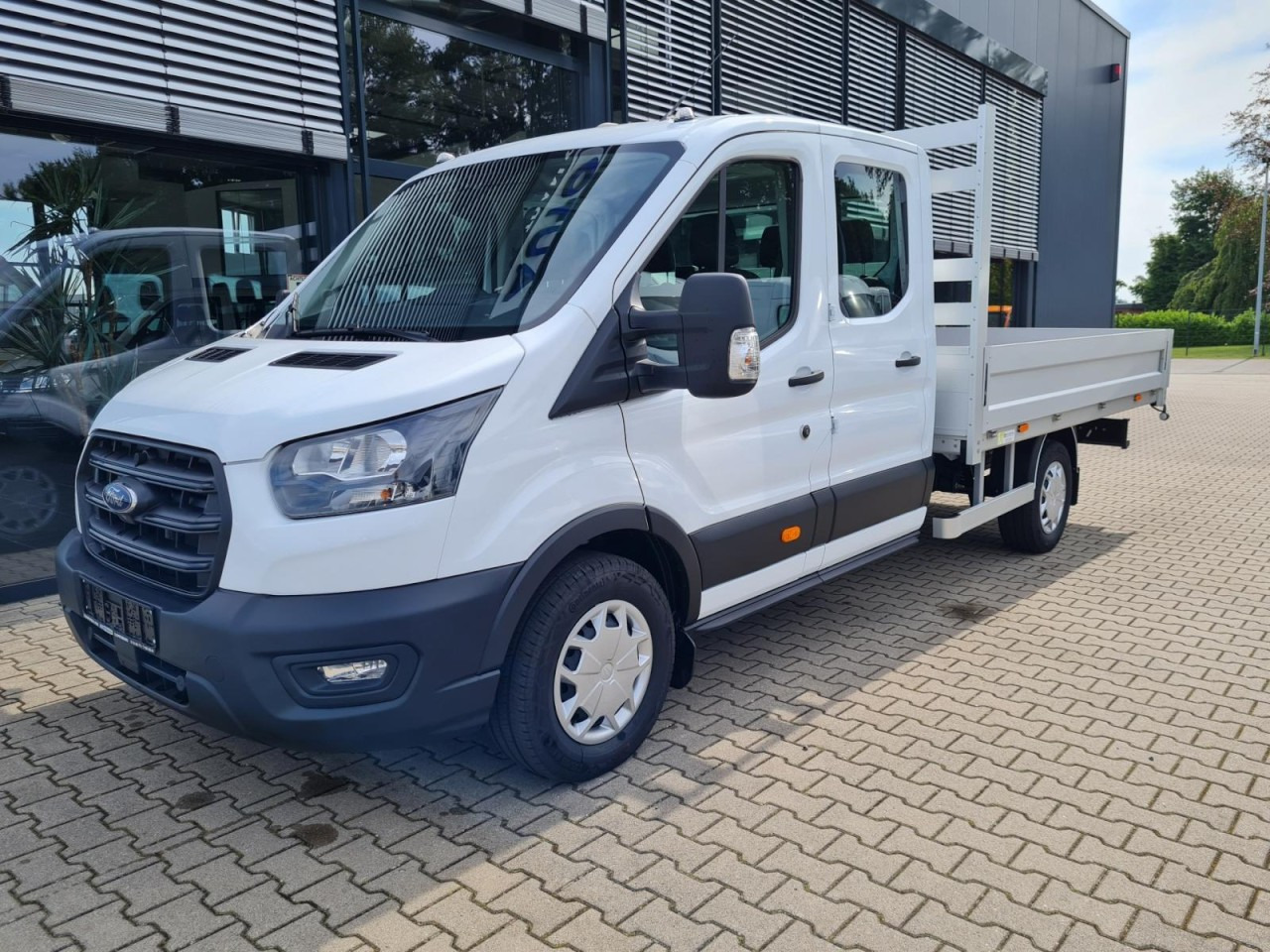 Ford Transit 350 Doka L3 L4 Trend RWD AHK KLIMA TEMPOMAT - Малотоннажный бортовой грузовик, Грузопассажирский фургон: фото 2 Ford Transit 350 Doka L3 L4 Trend RWD AHK KLIMA TEMPOMAT - Малотоннажный бортовой грузовик, Грузопассажирский фургон: фото 2