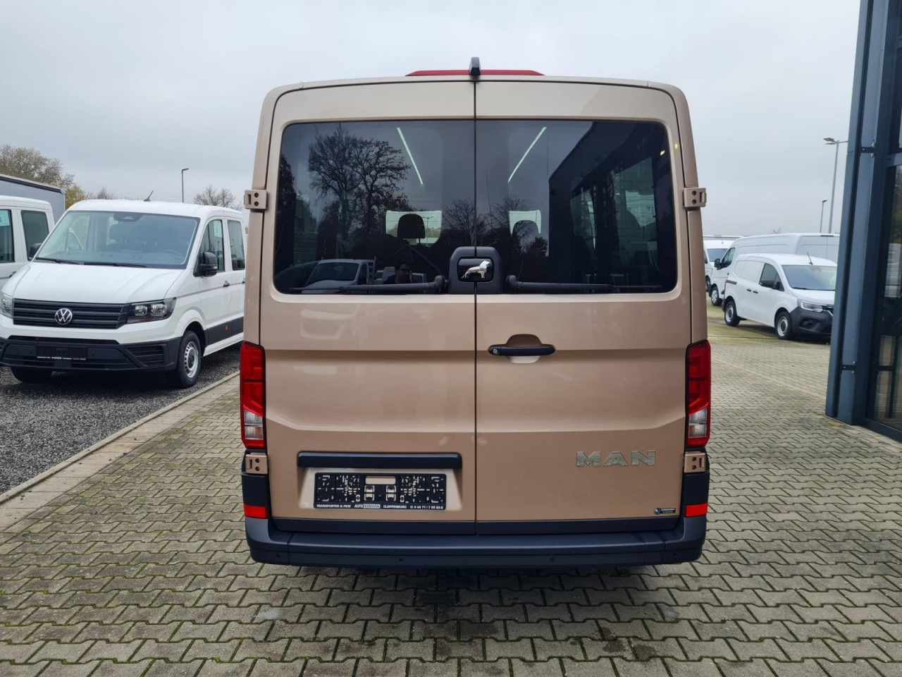 Man TGE 3.180 TDi Kombi 9 Sitze ALU KAMERA LED LEDER Sonderumbau - Микроавтобус, Пассажирский фургон: фото 5 Man TGE 3.180 TDi Kombi 9 Sitze ALU KAMERA LED LEDER Sonderumbau - Микроавтобус, Пассажирский фургон: фото 5