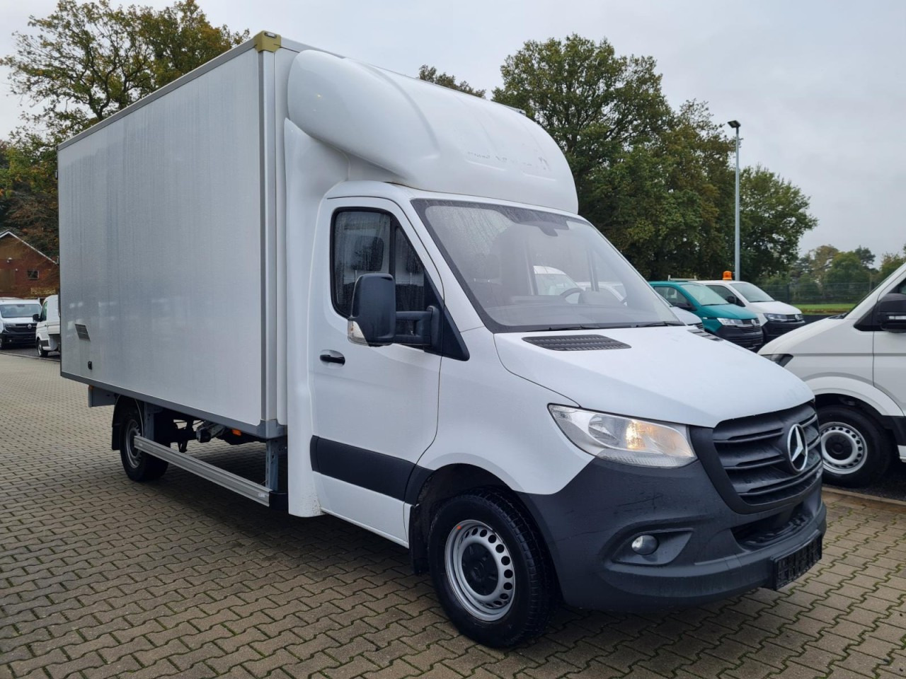 Mercedes-Benz Sprinter 315 CDI Koffer RWD KLIMA TEMPOMAT - Фургон с закрытым кузовом: фото 3 Mercedes-Benz Sprinter 315 CDI Koffer RWD KLIMA TEMPOMAT - Фургон с закрытым кузовом: фото 3