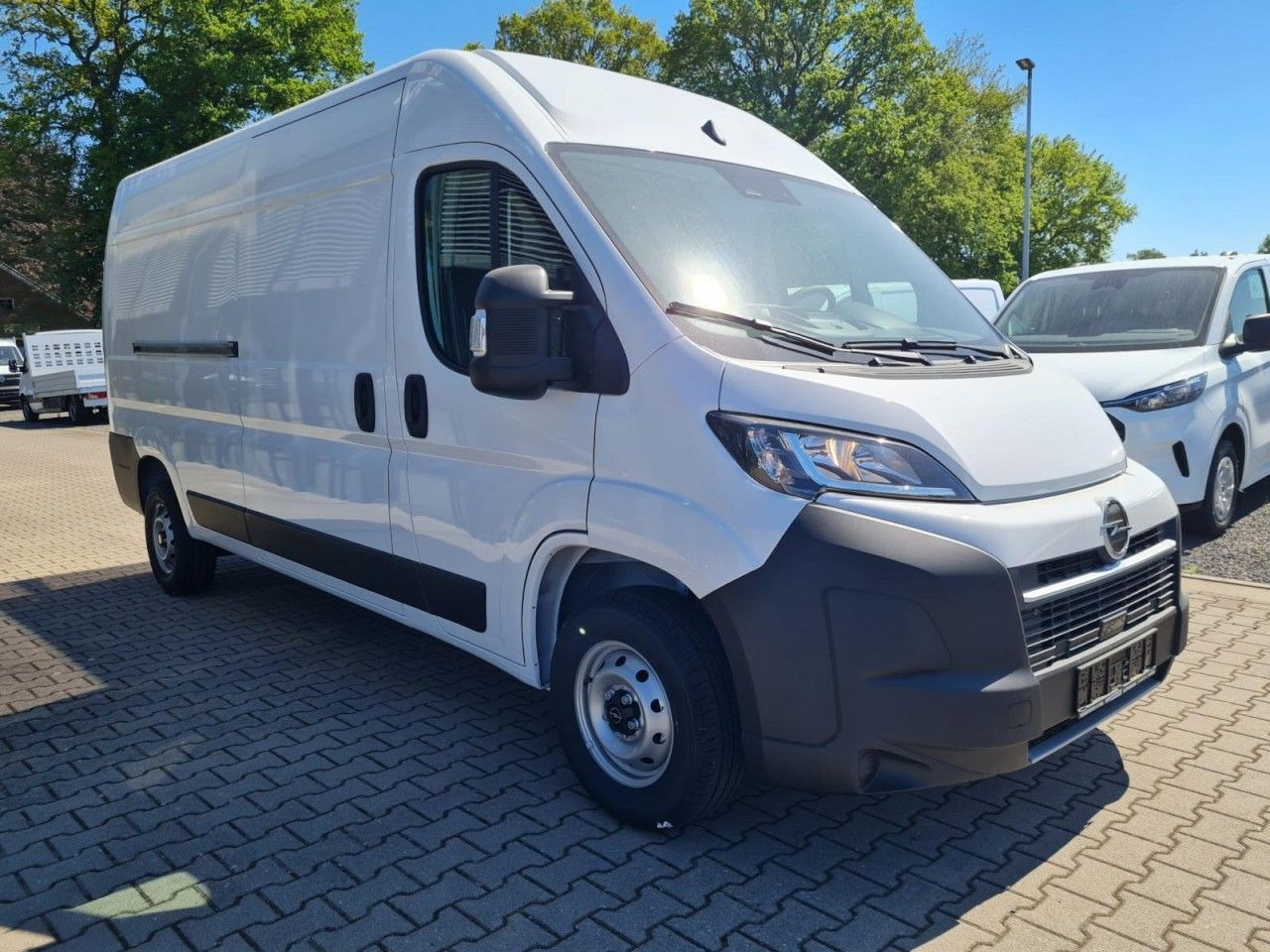 Opel Movano 35 Cargo Kasten L2H2 KLIMA KOMFORT PDC TE - Цельнометаллический фургон: фото 3 Opel Movano 35 Cargo Kasten L2H2 KLIMA KOMFORT PDC TE - Цельнометаллический фургон: фото 3
